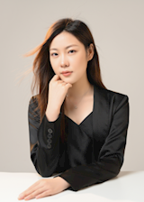 美学与艺术教研室主任：冯秀麒
